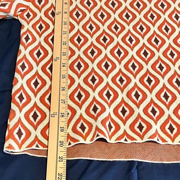 Lulu's Promising Style Taupe Multi Geo Print Cutout Sweater Top Large - Picture 10 of 14